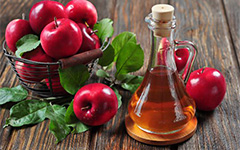 Яблочный уксус очищает организм и помогает похудению