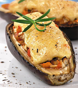 Баклажаны с сыром и помидорами Баклажаны с сыром и помидорами