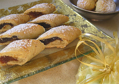 Маамуль — финиковое пирожное Маамуль — финиковое пирожное