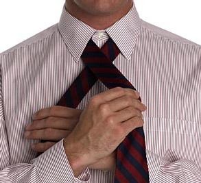 Как завязать галстук: Полувиндзор (Half-Windsor) Как завязать галстук: Полувиндзор (Half-Windsor)