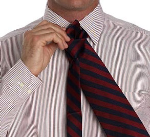 Как завязать галстук: Полувиндзор (Half-Windsor) Как завязать галстук: Полувиндзор (Half-Windsor)